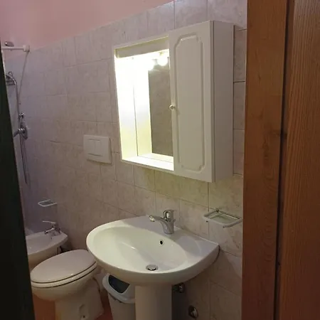 Via Delle Prigioni,17 Apartment *